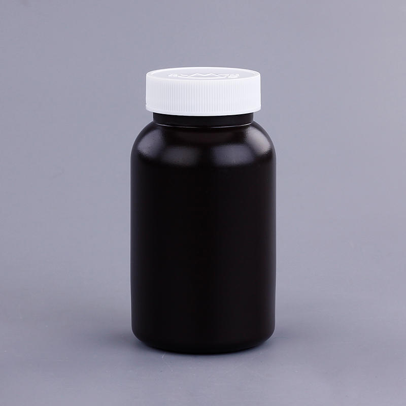 PE-005 China Buen embalaje de plástico Agua Medicina Jugo Perfume Botellas de envases cosméticos con tapón de rosca